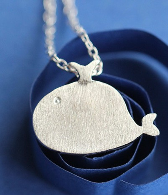 925純銀可愛胖鯨魚項鏈 Sterling Silver whale necklace 第5張的照片