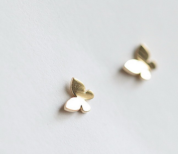 colorido 純正14K黃金光面迷你閃亮蝴蝶耳釘 real 14K gold butterfly earrings 第3張的照片