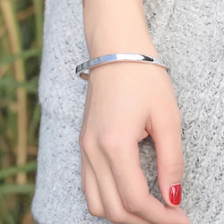 colorido 925純銀簡約方型手環，有卡揗可打開配戴 silver square bracelet 第2張的照片