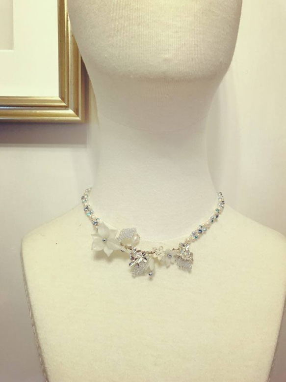 手工淺藍色Swarovski 水晶珍珠黏土花頸鍊/生日禮物 第2張的照片