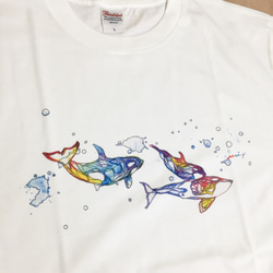 【オリジナルイラストTシャツ】虹色オルカ  L 2枚目の画像