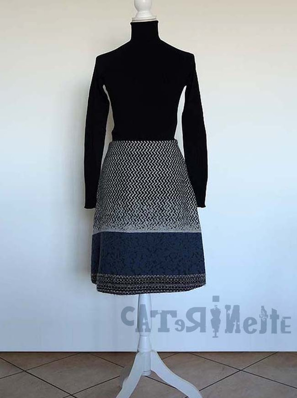 【受注生産・送料無料】イタリア人作家の秋冬・北欧テイストのスカート 6枚目の画像