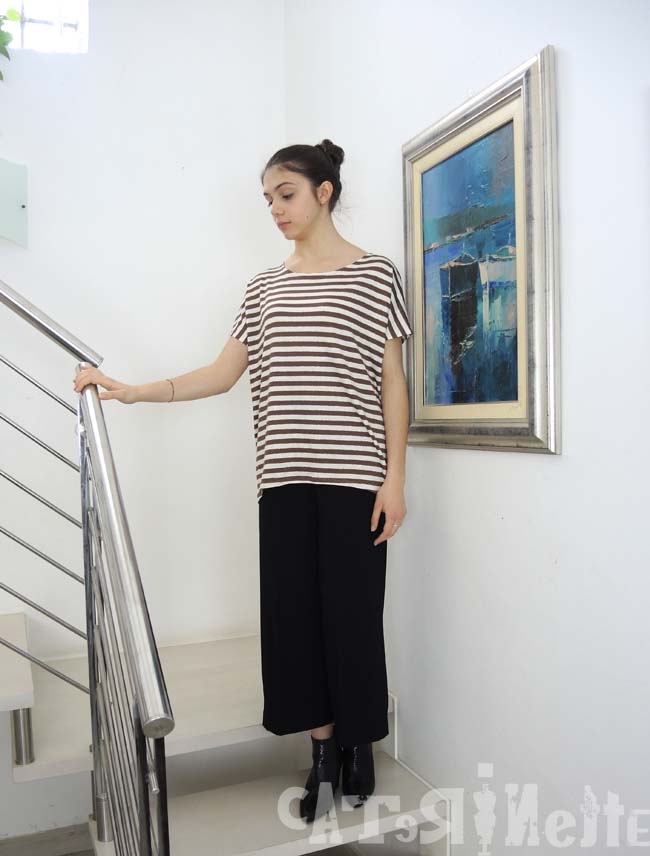 【一点もの】イタリア人作家の半袖トップス