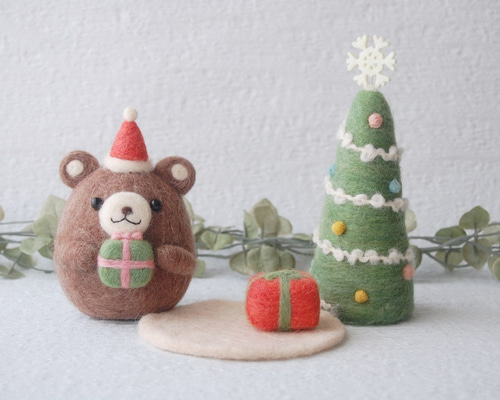 専用ページ　クリスマス作品　羊毛フェルト クリスマス飾り サンタとトナカイ 羊毛フェルト Mt.maru 通販