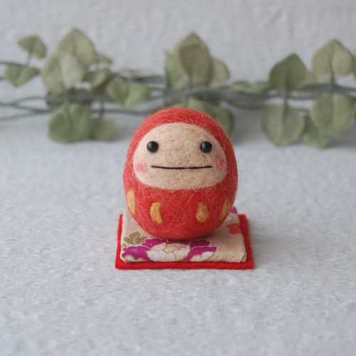 ✿mika様用✿羊毛フェルト✿うしさんと✿だるまちゃん✿おもちちゃん✿ 羊毛フェルト：受験生応援！だるまちゃんの置物 羊毛フェルト に