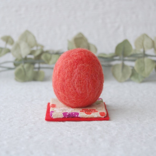 ✿mika様用✿羊毛フェルト✿うしさんと✿だるまちゃん✿おもちちゃん✿ 羊毛フェルト：受験生応援！だるまちゃんの置物 羊毛フェルト に