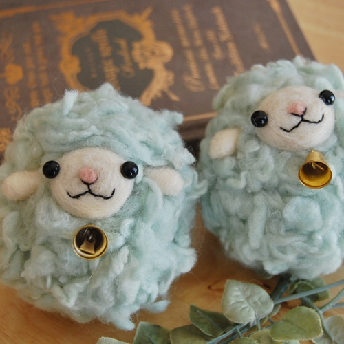 新作★ハンドメイドぬいぐるみ★ モフモフこひつじちゃん 新作☆ハンドメイドぬいぐるみ☆ モフモフこひつじちゃん