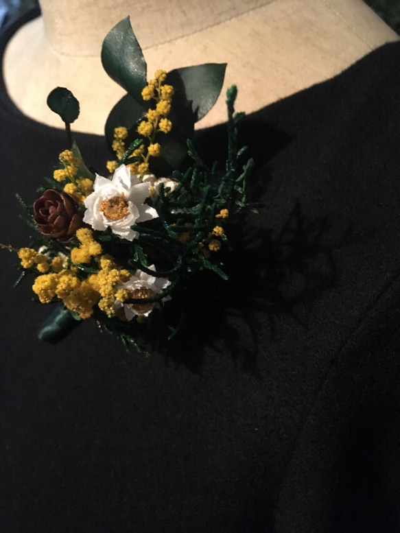 jimakko様オーダー品/ミモザのコサージュ コサージュ Costmary 通販 