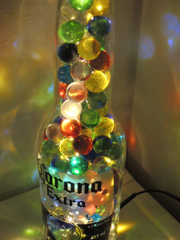 癒しのボトルランプ　「コロナビール」カラービー玉 3枚目の画像
