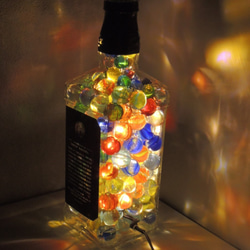 癒しのボトルランプ　「ジャック　ダニエル」カラービー玉＋LED 2枚目の画像