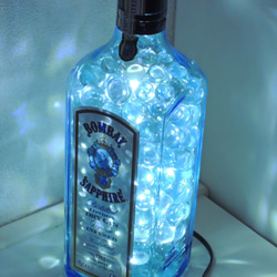 超レアを超えるレア　ボンベイサファイア　電飾台座＆ボトル BOMBAY SAPPHIRE】ボトルランプ LEDライト ボンベイサファイア 点滅式