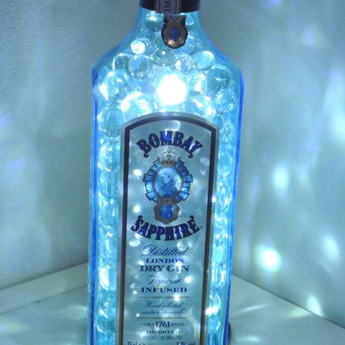 BOMBAY SAPPHIRE  壁掛けライト