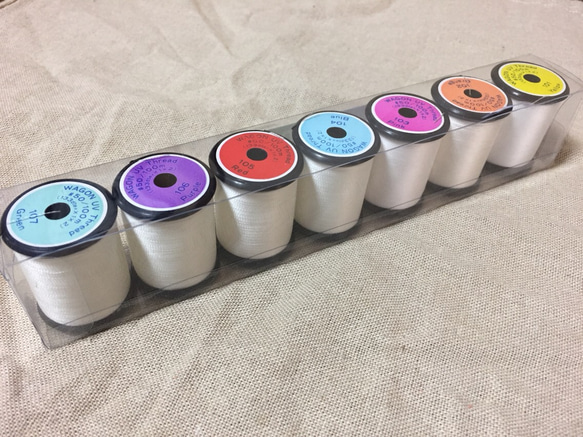 ワゴンUV糸 7色セット《紫外線に反応して色が変わるミシン刺繍糸》 3枚目の画像