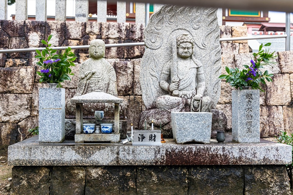 【お賽銭箱】小物入れ付き小型（寺社模様）水抜き穴あり　ステンレス製　引き出し鍵付き　盗難防止対策　お寺　神社 14枚目の画像