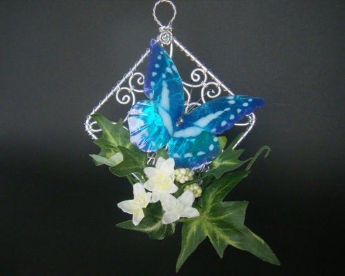 2_d636caab2bb340183878faa604a6