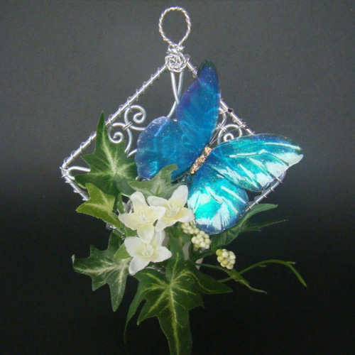 髪飾り レジンのモルフォ蝶 ウォールディスプレイ その他ヘア