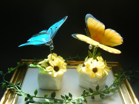 ペーパーウエイト　レジンの蝶　幸せ雫のおすそわけ 2枚目の画像