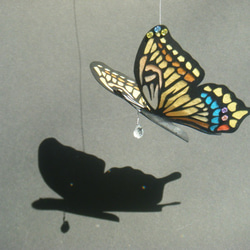 切り絵モビール　蝶ひらひらと　幸せ雫のおすそわけ 3枚目の画像