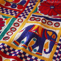 インドの刺繍古布タペストリー・トーラン - G 4枚目の画像