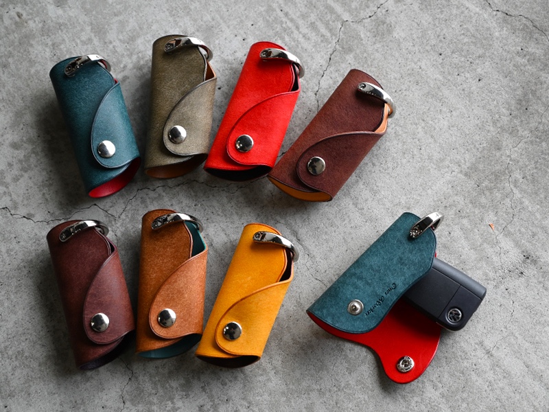 キーケース2個セット■プエブロ×ブッテーロのボタンフラップ付きキーケース2個セット