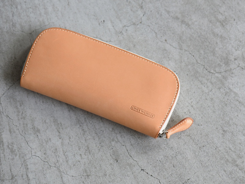 ■送料無料■経年変化を楽しむ革の王様ブッテーロ ラウンドファスナーウォレット【ナチュラル】カラーオーダー