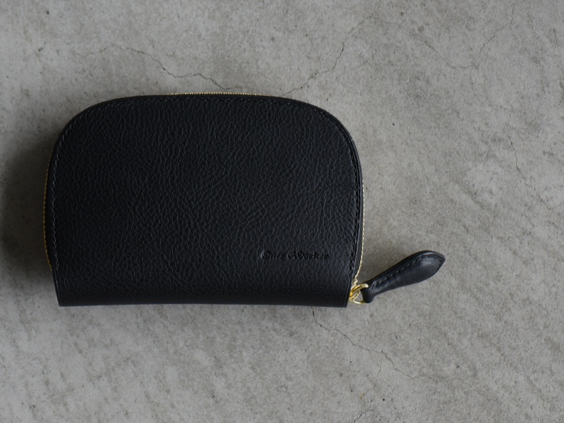 ■送料無料■カラーオーダー■ミネルバボックス ミドルサイズのラウンドファスナーウォレット【ネロ】