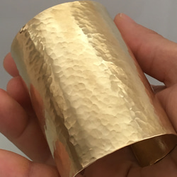 黃銅手鐲“8厘米寬”寬 第1張的照片