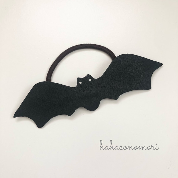 レザー♡ハロウィンコウモリのヘアゴム ヘアゴム ハハコの森 通販