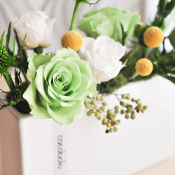 cocooblo flower - SIMPLE & STYLISH CENTERPIECE│簡約時尚設計款桌花 白色系 第1張的照片
