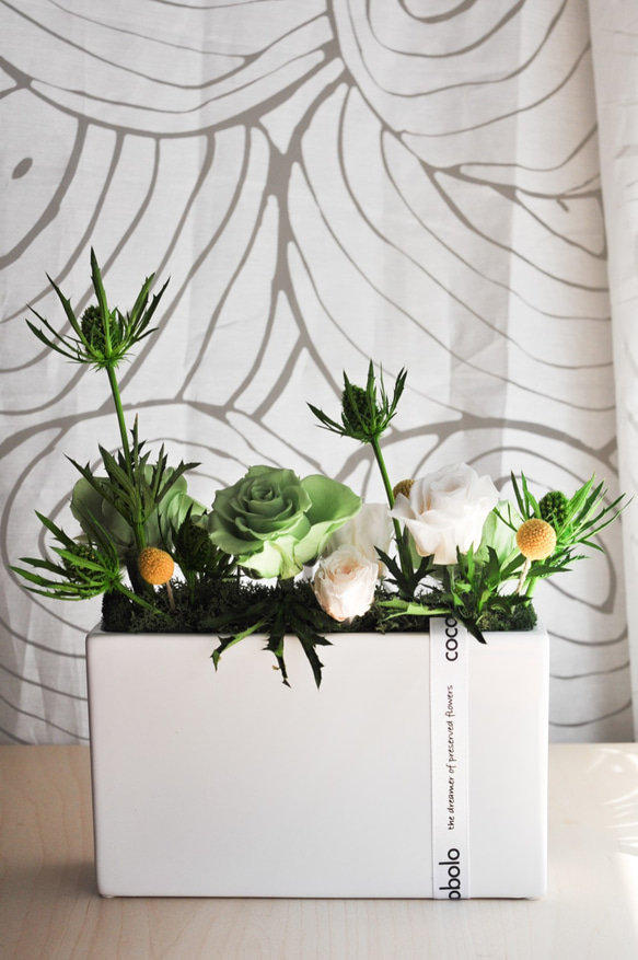 cocooblo flower - SIMPLE & STYLISH CENTERPIECE│簡約時尚設計款桌花 白色系 第3張的照片