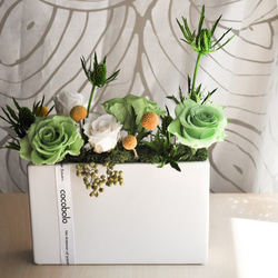 cocooblo flower - SIMPLE & STYLISH CENTERPIECE│簡約時尚設計款桌花 白色系 第4張的照片
