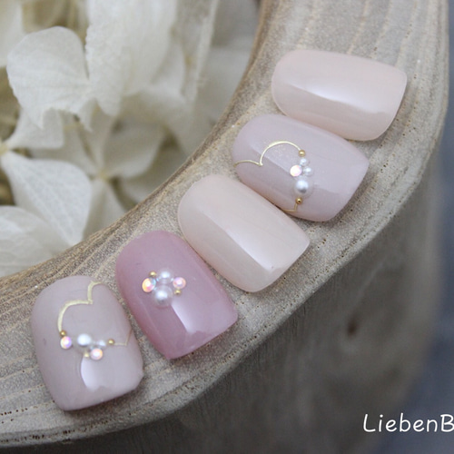 ハートラインのピンクネイル＊Bi ネイルチップ（つけ爪） LiebenBirne