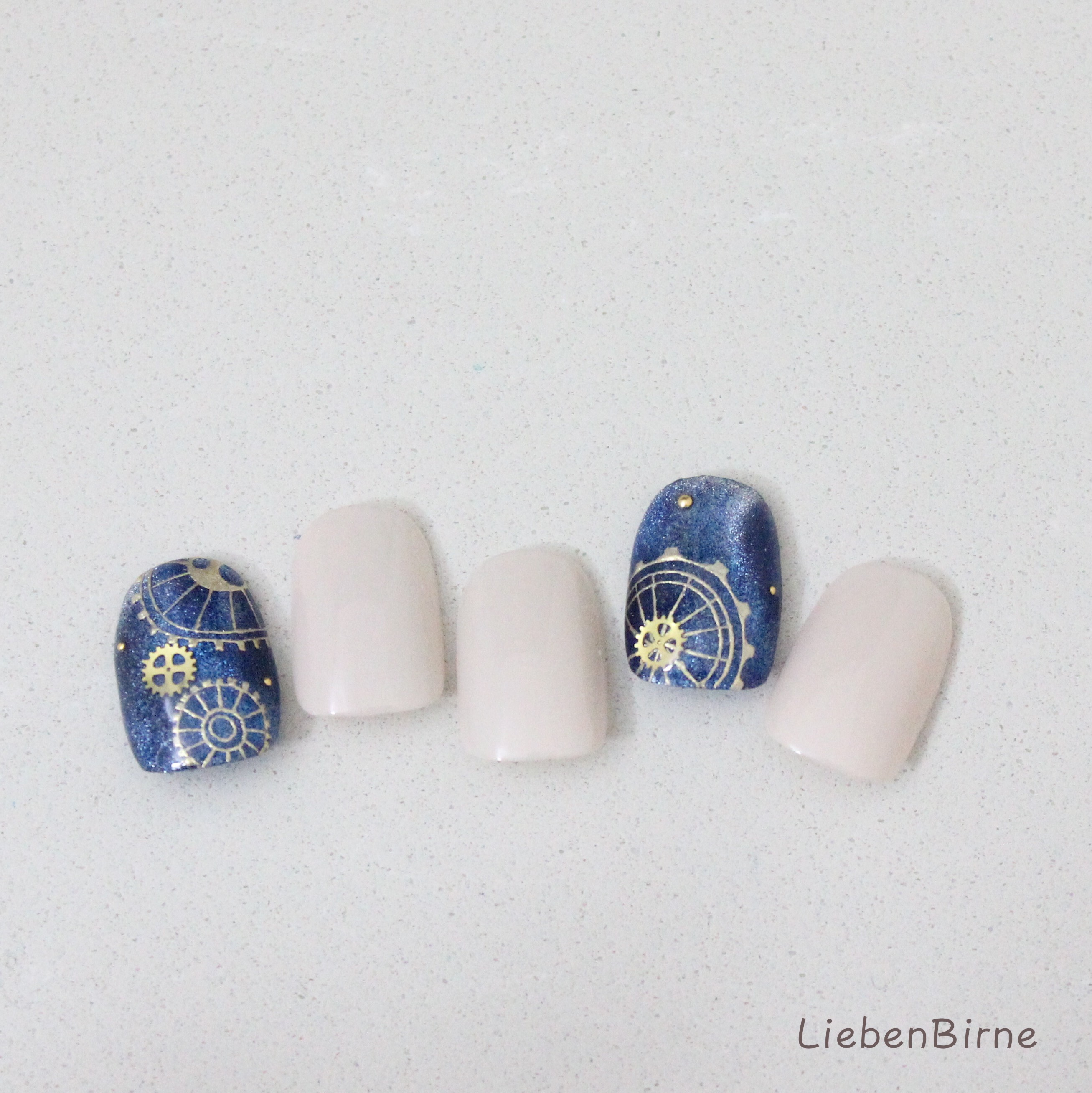 懐中時計の中の世界＊Bi