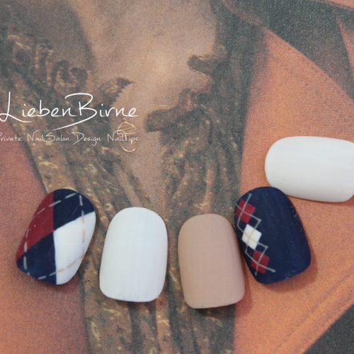 こっくりネイビーのアーガイルネイル＊Bi ネイルチップ（つけ爪