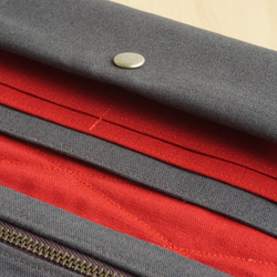 Bi-fold Wallets -  Grey Vs. Red  - Classic 3枚目の画像