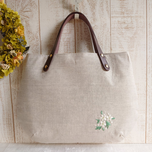 受注製作*刺繍*野ばらのサークルフラワー*トートバッグ*リネン