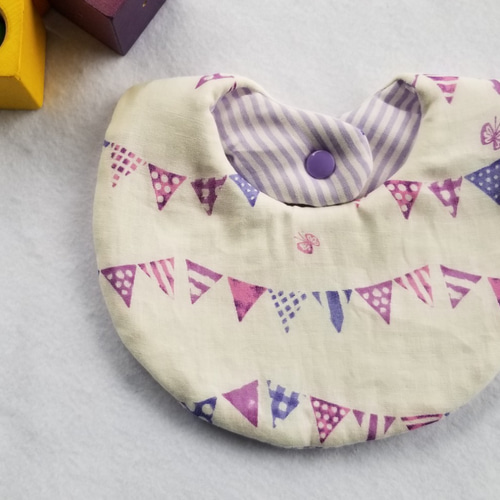 再販7】 ふわふわガーゼスタイ 両面可愛いリバーシブル ♪300点