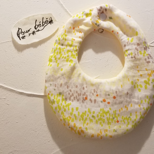 再販19】ふわふわガーゼスタイ 両面可愛いリバーシブル ♪300点以上の