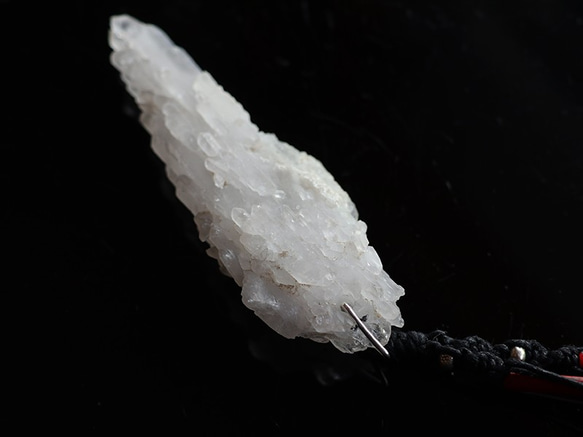 【Special piece】ガネーシュヒマール産エレスチャル水晶とアンティークビーズのデザイン編みネックレス 4枚目の画像