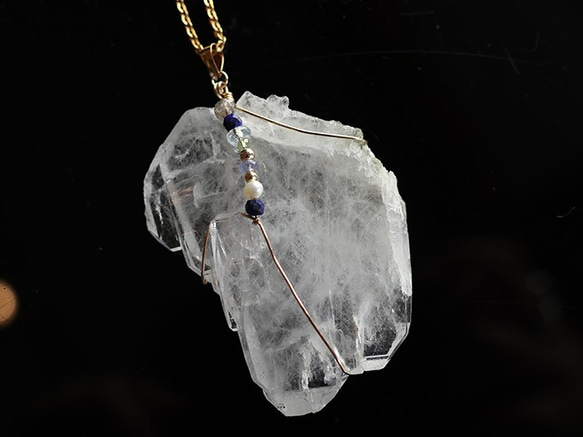 ガネーシュヒマラヤ天然石水晶ペンダント 世界に1つの天然石ペンダント☆ガネーシュヒマール産ヒマラヤ