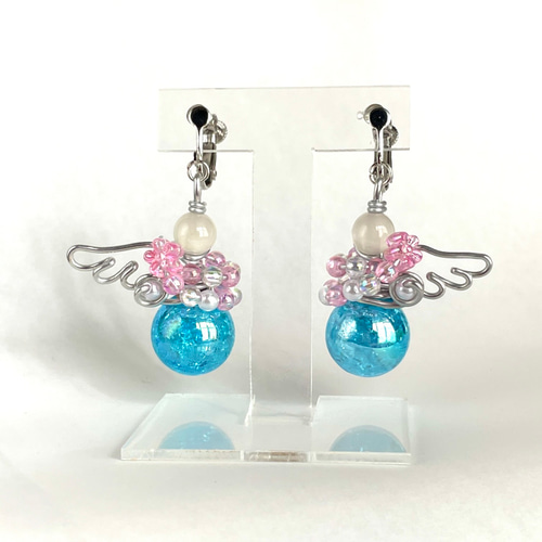 No.1569-A 猫☆ホログラム☆レジンピアス・イヤリング(ブルー) ピアス  