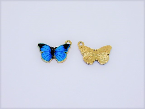 モルフォ蝶のチャーム６個 2枚目の画像
