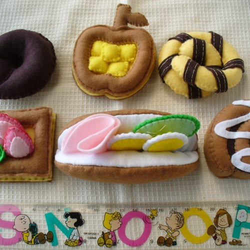 受注製作」街のベーカリー屋さん フェルトままごと おもちゃ