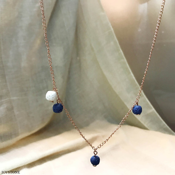 Blue Quadruple-Bead Lava Necklace Titanium Steel Rose Gold 2枚目の画像