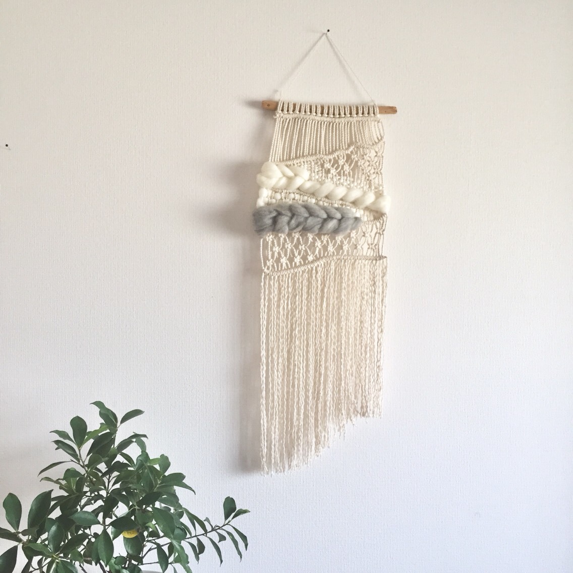 流木 マクラメタペストリー×グレー タペストリー・壁掛け nuyto 通販