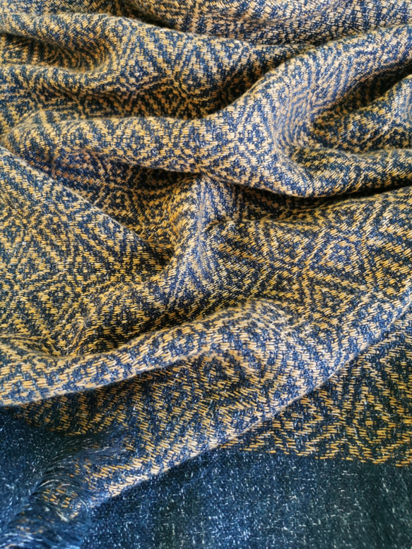 Handwoven Cottolin Shawl 手織棉麻披肩 第3張的照片