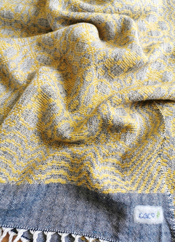 Handwoven Silky Linen Merino Shawl 手織絲麻羊毛精緻披肩 第7張的照片