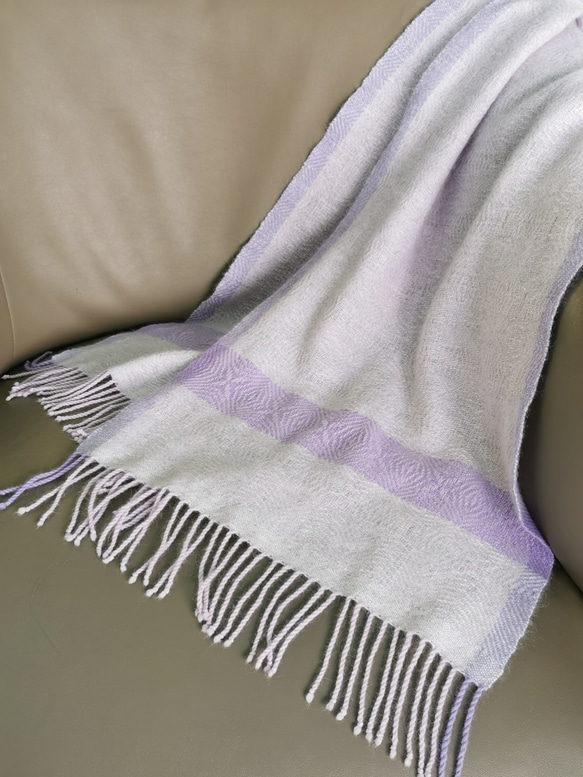 Handwoven Cashmere Scarf 手織客什米爾羊絨圍巾 第9張的照片