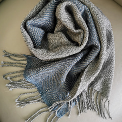 Handwoven Alpaca & Silk Scarf 手織羊駝絨蠶絲圍巾 第5張的照片