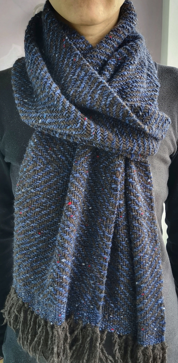 手織りのドネガルツイードスカーフ 4枚目の画像